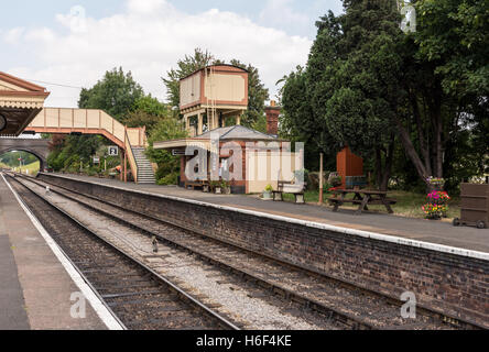 La gare de toddington, Gloucestershire & warickshire steam railway, montrant une salle d'attente etc. Banque D'Images