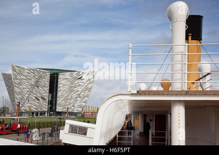 L'Irlande du Nord, Belfast Titanic Quarter, attraction touristique, vu de l'offre nomade SS. Banque D'Images