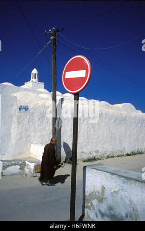 La Tunisie, l'île, Houmt Souk mosquée à Houmt Souk. Banque D'Images