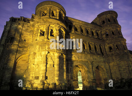 Allemagne, Trèves, la Porta Nigra. Banque D'Images