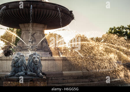 Fontaine de la Rotonde - le rond-point central à Aix-en-Provence, France Banque D'Images