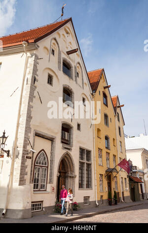 The Three Sisters Hotel, la rue Pikk et Tolli Street, Old Town, Tallinn, Estonie Banque D'Images