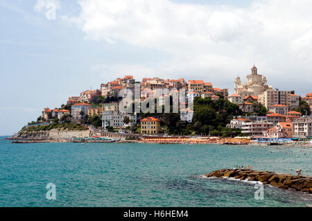 Ville historique sur la colline parlementaire, Porto Maurizio, Imperia, Ligurie, Italie, Riviera, Europee Banque D'Images