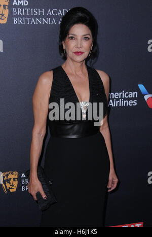 Beverly Hills, CA, États-Unis. 28 octobre 2016. 28 octobre 2016 - Beverly Hills, Californie. Shohreh Aghdashloo. 2016 AMD British Academy Britannia Awards décernés par Jaguar Land Rover et American Airlines au Beverly Hilton Hotel. Crédit photo : Birdie Thompson crédit : Birdie Thompson /Alamy Live News Banque D'Images