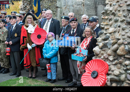 Brentwood, Essex, 29 octobre 2016 Lancement de l'appel du pavot, Brentwood, Essex Crédit : Ian Davidson/Alamy Live News Banque D'Images