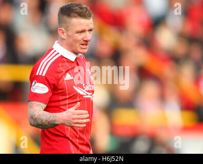 Pittodrie Stadium, Aberdeen, Ecosse. 29 Oct, 2016. Scottish Premier League. Aberdeen contre Celtic. Jonny Hayes mécontent de son crédit réservation : Action Plus Sport/Alamy Live News Banque D'Images