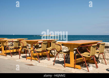 Restaurant sur la côte Adriatique, Porec, Istrie, Croatie, Europe Banque D'Images