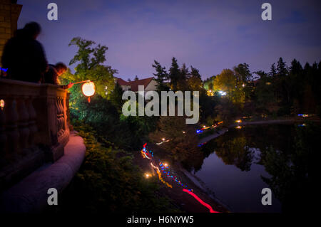 Village Pruhonice Parade Halloween, procession, Pruhonice Park Banque D'Images