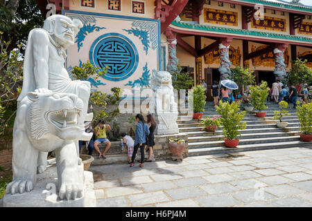 En sculpture à la pagode Linh Ung, Da nang, Vietnam. Banque D'Images