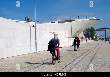 MAAT, Lisbonne, Portugal, nouvelle aile, architectes AL A Banque D'Images