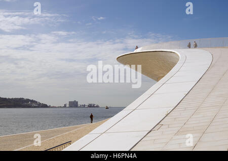 MAAT, Lisbonne, Portugal, nouvelle aile, architectes AL A Banque D'Images