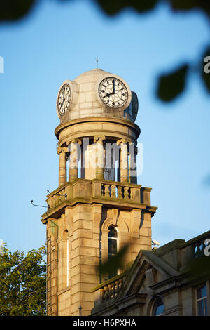 Nelson Lancashire monument tour de l'horloge, l'architecture de la ville jolie superbe marché de la rue Bank Building hist Historique Banque D'Images