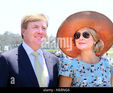 Perth, Australie. 06Th Nov, 2016. Perth, 01-11-2016 Le Roi Willem-Alexander et La Reine Máxima visite de la coupe à l'Mebourne Ascot Racecourse 2e jour de la 5-jours Statevisit à l'Australie de Sa Majesté le Roi Willem-Alexander et SA MAJESTÉ LA REINE Máxima Photo : PRE/Albert Nieboer /Point de vue Out/aucun service de fil/dpa/Alamy Live News Banque D'Images