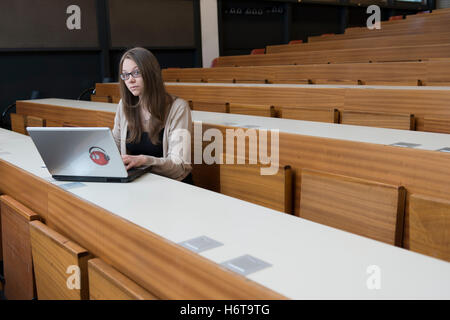 Apprendre l'éducation étude de l'université étudiants étudiant établissement d'établissement d'enseignement de l'éducation institution Banque D'Images