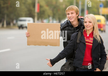 Guy femme homme les êtres humains personnes personnes folk les droits de l'homme rire rire rire rire rire sourire souriant twit Banque D'Images