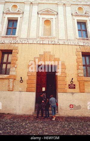 L'Italie, Lombardie, Sabbioneta,Teatro all'antica, théâtre, entrée privée Banque D'Images