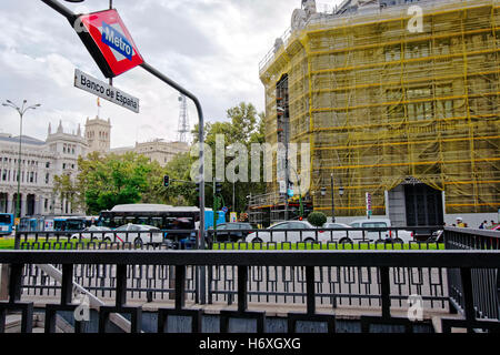 MADRID, ESPAGNE - 25 octobre 2016 : Travaux de rénovation à la Banque d'Espagne Banque D'Images