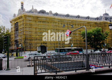 MADRID, ESPAGNE - 25 octobre 2016 : Travaux de rénovation à la Banque d'Espagne Banque D'Images