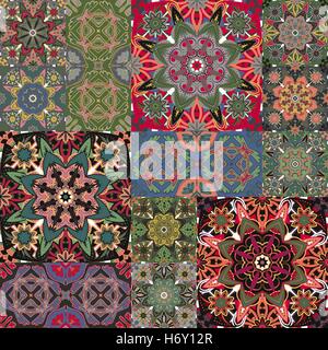 Mosaïque florale motif. Vector set. milieux damier Textures abstraites en carreler en style de l'Est Illustration de Vecteur