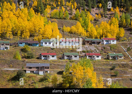 Leadville, Colorado - La ville minière abandonnée de Gilman sur Battle Mountain. Banque D'Images