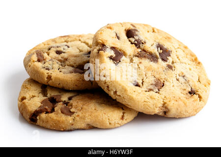 Trois cookies au chocolat léger isolé sur blanc. En perspective. Banque D'Images