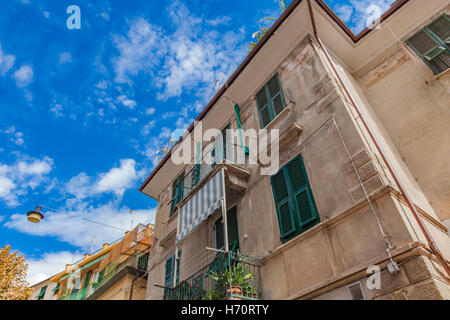 Maisons dans la rue de Monterosso al Mare Banque D'Images