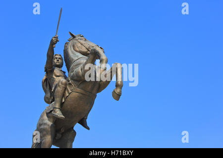 Statue d'Alexandre le Grand (guerrier sur une statue de Cheval) à la place de Macédoine à Skopje, Macédoine Banque D'Images