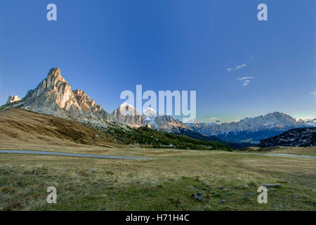 Dolomites italiennes près de Cortina d'Ampezzo Italiano Dolomiti Vicino Cortina d'Ampezzo Banque D'Images