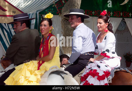 Au cours d'une scène espagnole traditionnelle Feria festival dans la ville andalouse Utrera, Espagne, Europe Banque D'Images