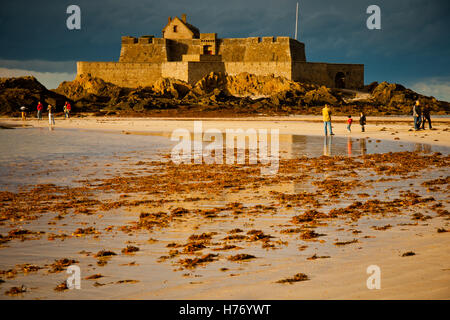 Un fort à Saint-Malo, Bretagne, France Banque D'Images