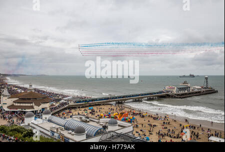 La RAF flèches rouges à Bournemouth Air Festival 2016 Banque D'Images