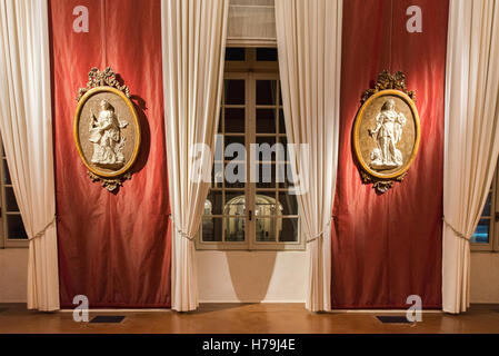 Venaria, Italie. 09Th Nov, 2016. L'intérieur de la Le Palais de Venaria (Italien : Reggia di Venaria Reale), une ancienne résidence royale située dans la région de Venaria, près de Turin, dans le Piémont, Italie du nord. C'est une des résidences de la Maison Royale de Savoie, inclus dans la Liste du patrimoine mondial de l'UNESCO en 1997 © Alessandro Bosio/Pacific Press/Alamy Live News Banque D'Images