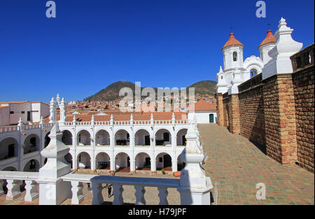 La belle église blanche de San Felipe Neri, Sucre, Bolivie Banque D'Images