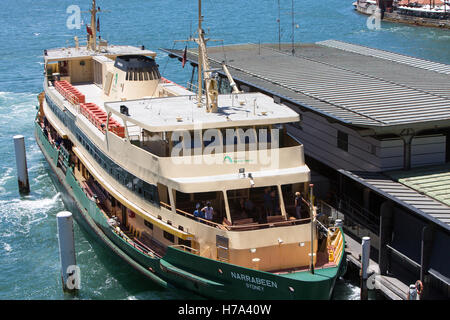 Sydney Ferries ferry emblématique, Narrabeen près de Circular Quay ferry terminus au centre-ville de Sydney, Australie Banque D'Images