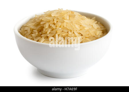 Bol de riz long grain isolé sur blanc. Banque D'Images