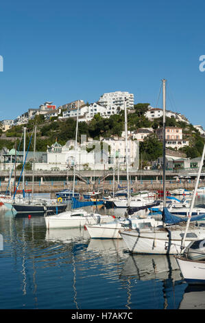 Torquay, Devon port intérieur par un beau jour de la fin de l'été, Banque D'Images