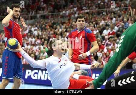 Gdansk, Pologne 3 novembre 2016 2018 Qualification Championnat d'Europe des hommes. Pologne / Serbie match à ERGO arena sports hall à Gdansk. Jachlewski Mateusz (5) en action pendant le jeu est vu. Credit : Michal Fludra/Alamy Live News Banque D'Images