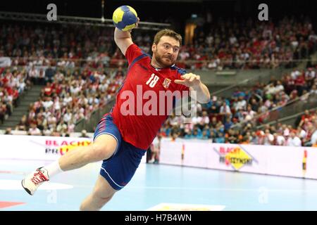 Gdansk, Pologne 3 novembre 2016 2018 Qualification Championnat d'Europe des hommes. Pologne / Serbie match à ERGO arena sports hall à Gdansk. Zoran Nikolic (18) en action pendant le jeu est vu Crédit : Michal Fludra/Alamy Live News Banque D'Images