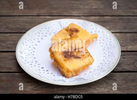 Torrijas, spécialité espagnole préparée traditionnellement à Pâques. Je Banque D'Images