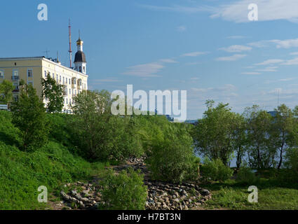 Cyti Arkhangelsk Russie, Amérique du nord .talus de la rivière Dvina Septentrionale Banque D'Images
