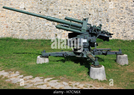 Le canon anti-aérien allemand FlaK 38/39 (en service à partir de 1937-1945) au Musée militaire de Belgrade, Serbie Banque D'Images