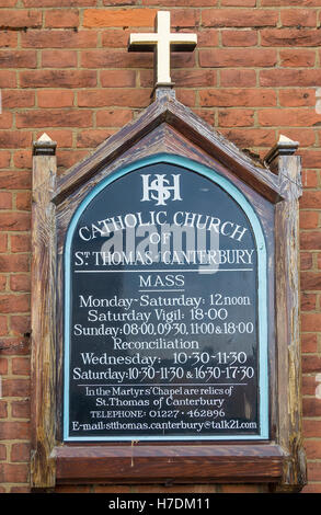 Église catholique de Saint Thomas de Canterbury Church Sign Banque D'Images