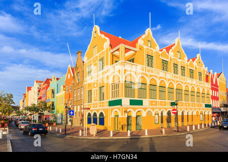 Maisons coloniales à Willemstad. Curacao, Antilles néerlandaises Banque D'Images