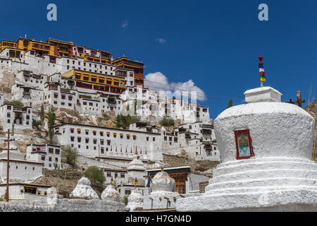 Thikse Monastery, le Gompa largets en Europe centrale le Ladakh et noté pour ressembler à du Palais du Potala à Lhassa Banque D'Images