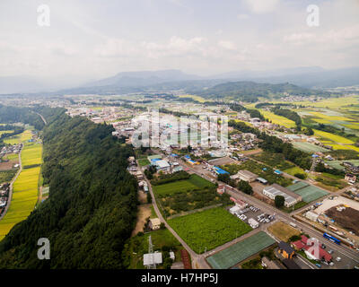 Vue aérienne de la terrasse donnant sur la rivière, Numata City, Préfecture de Gunma, Japon Banque D'Images