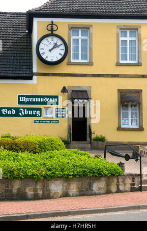 Uhrenmuseum museum et coffeehouse, Bad Iburg, Osnabruecker Pays Région, Basse-Saxe Banque D'Images