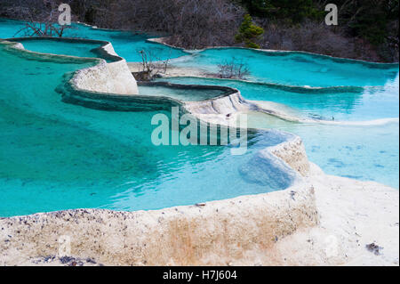 Les dépôts de calcite, Huanglong en Chine, Asie Banque D'Images