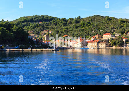 Suđurađ port de l'île de Šipan, plus grande des îles Élaphites près de Dubrovnik, Croatie Banque D'Images