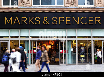 Marks and Spencer magasin dans la rue de l'Église Liverpool UK Banque D'Images