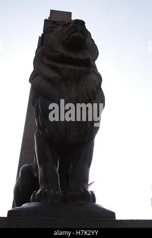 Lion Statue de Qasr el Nile Bridge Banque D'Images